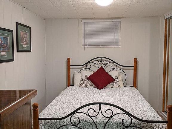 4th image of 8323 Sheridan Ct