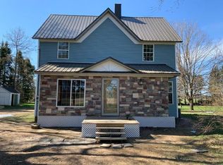 W7077 Price Polar Rd, Bryant, WI 54418