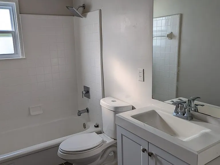 172 Lynda Cir — Photo 14