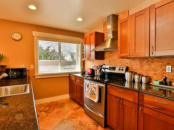 cook's kitchen