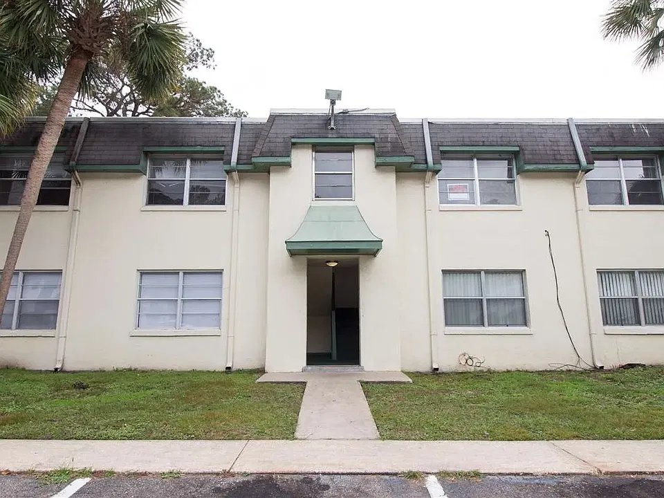 2325 W Pensacola St #163