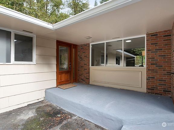 2nd image of 3642 Cedarbrook Drive