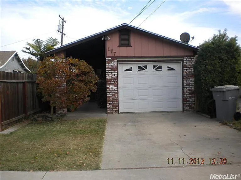 177 Bryan Ave photo 1