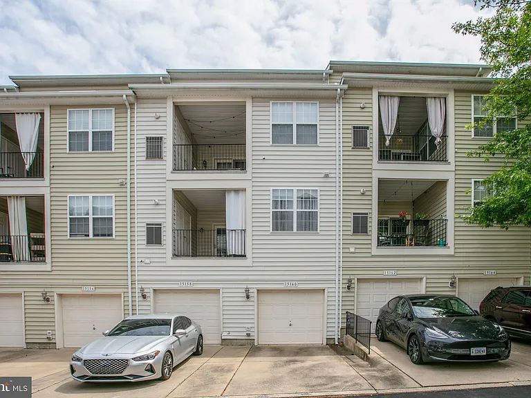 15160 Kentshire Dr — Photo 34