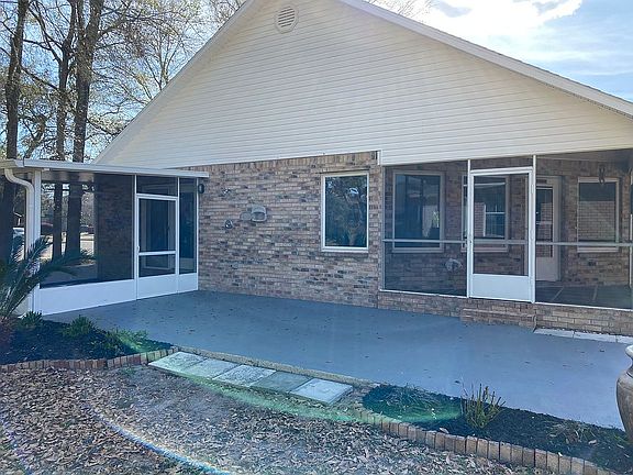 4th image of 3000 Oak Pointe Dr