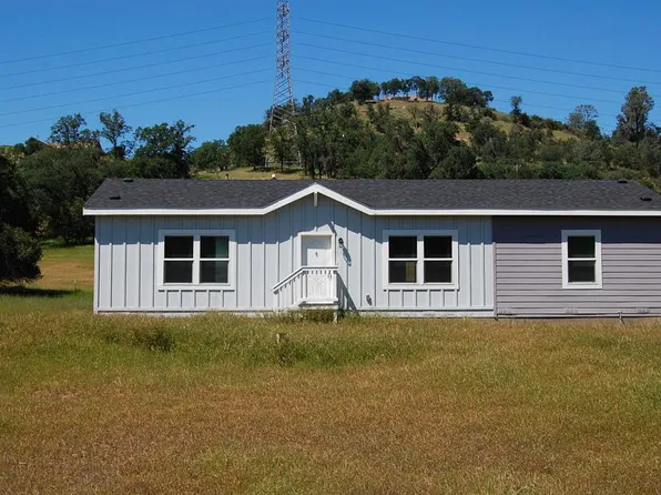 3106 Berkesey Ln, Valley Springs, CA 95252