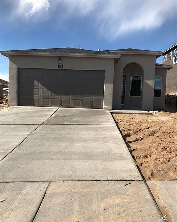 1st image of 225 S Manzanita Dr