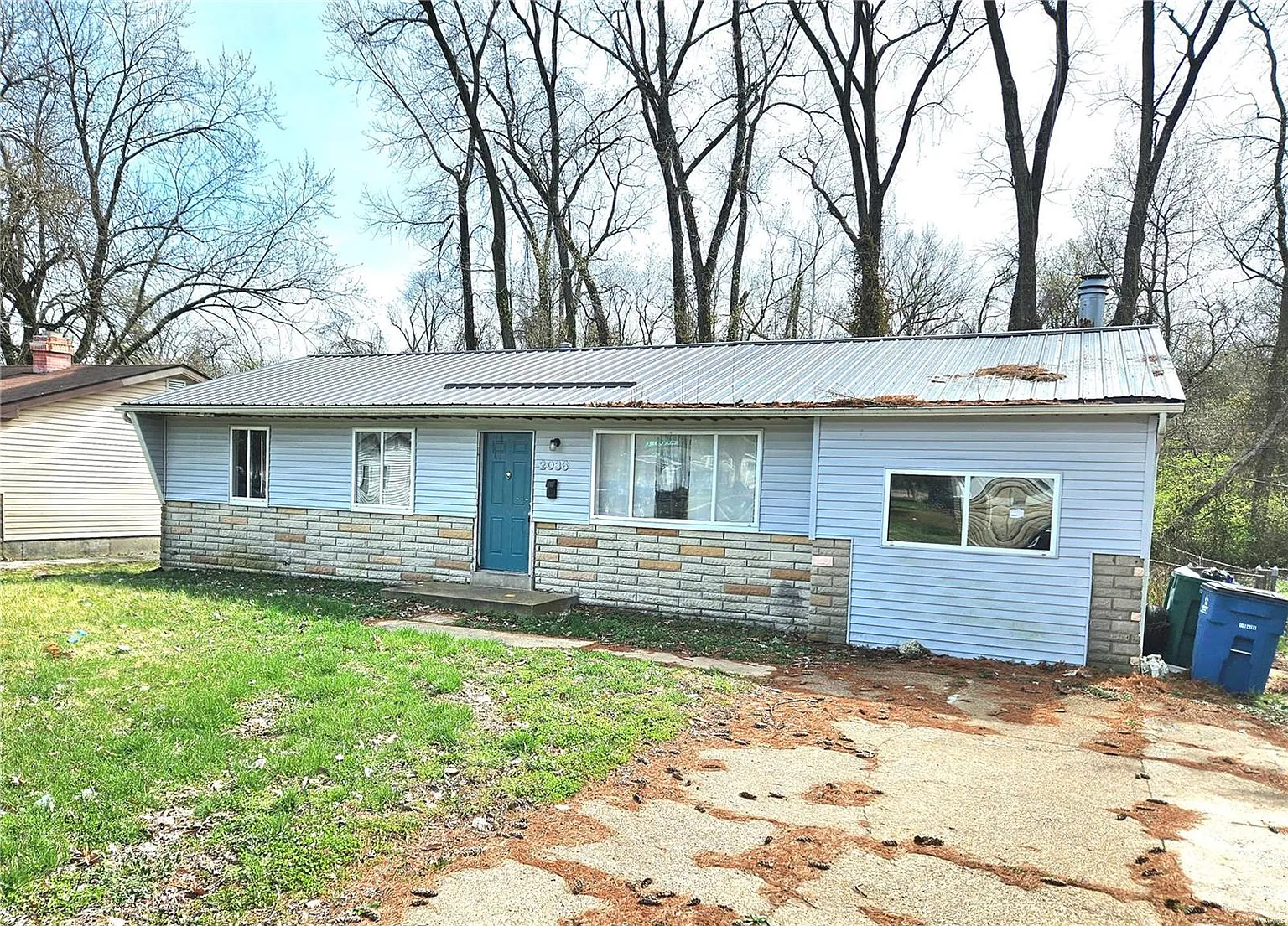 2036 Bella Clare Dr photo 1