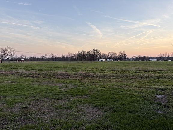 2nd image of Clover Hill Rd