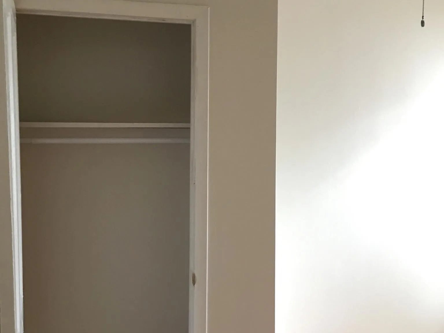 1 bed, 100 sqft, $500 — Photo 4