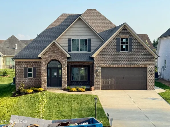 12046 Avery Woods Ln, Knoxville, TN 37921