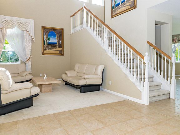 4th image of 4359 Windsong St