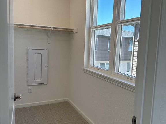 3rd image of 29699 Mission Blvd #1