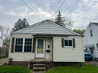 960 Hubbard Ave, Flint, MI 48503