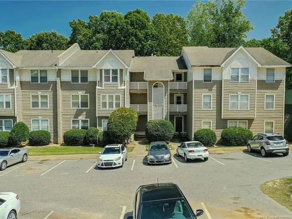 6764 Willowbrook Dr, Fayetteville, NC 28314