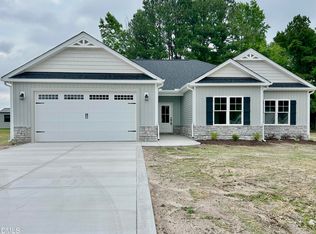 3715 Huntcliff Dr, La Grange, NC 28551