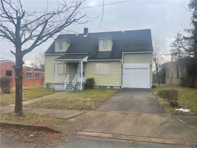 202 Halcomb Ave, Clairton, PA, 15025