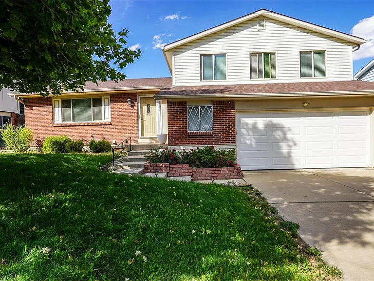 15051 E Utah Pl — Photo 2