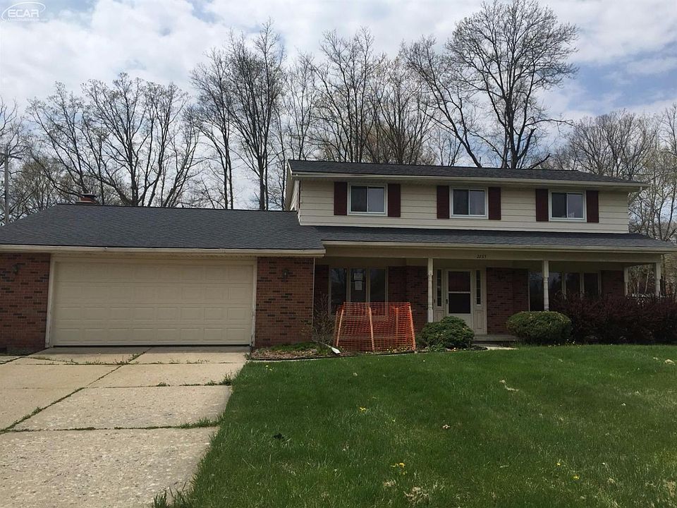 1st image of 2285 Blackthorn Dr