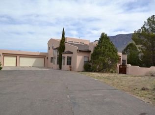 1208 Marigold Dr NE, Albuquerque, NM 87122
