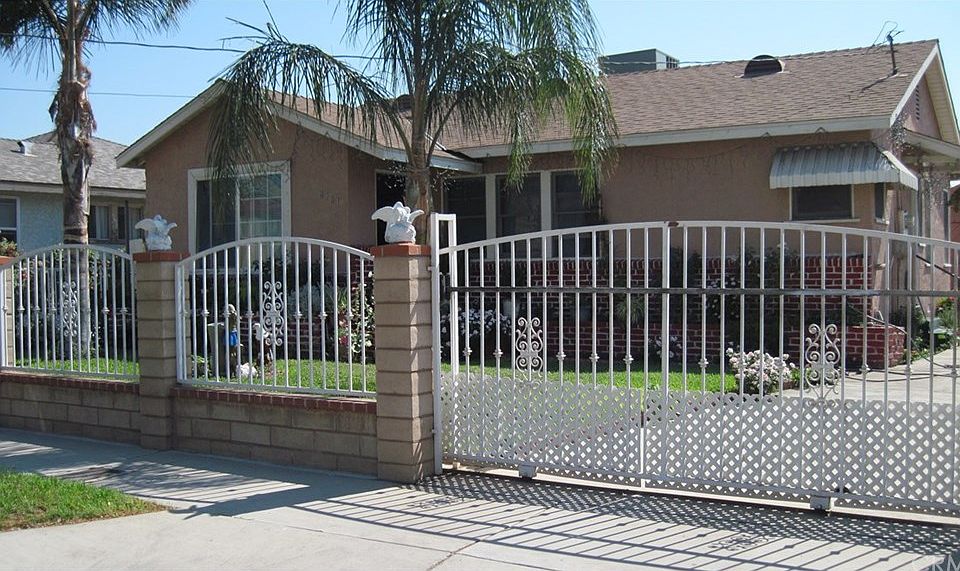 1st image of 8561 Oleander Ave