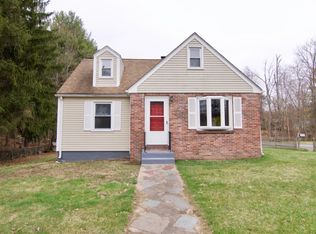 389 Elm St, East Longmeadow, MA 01028
