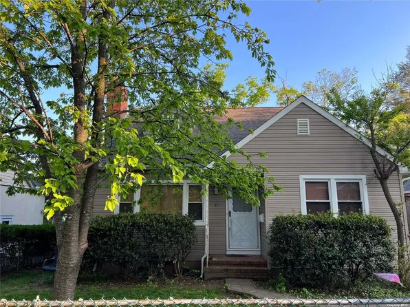 53 Cromwell Place, Sea Cliff, NY 11579