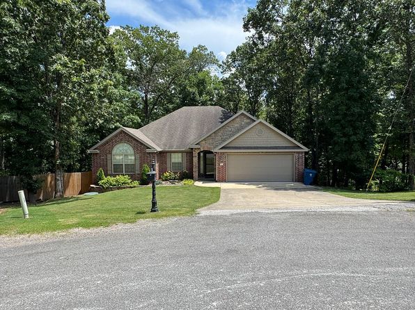 10 Reighton Ln