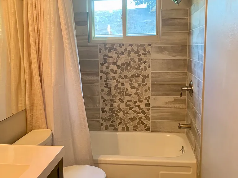 38485 Monmouth St — Photo 15