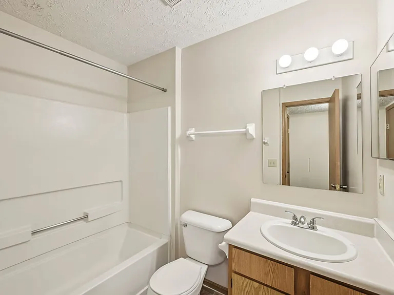 Greensview — Photo 16