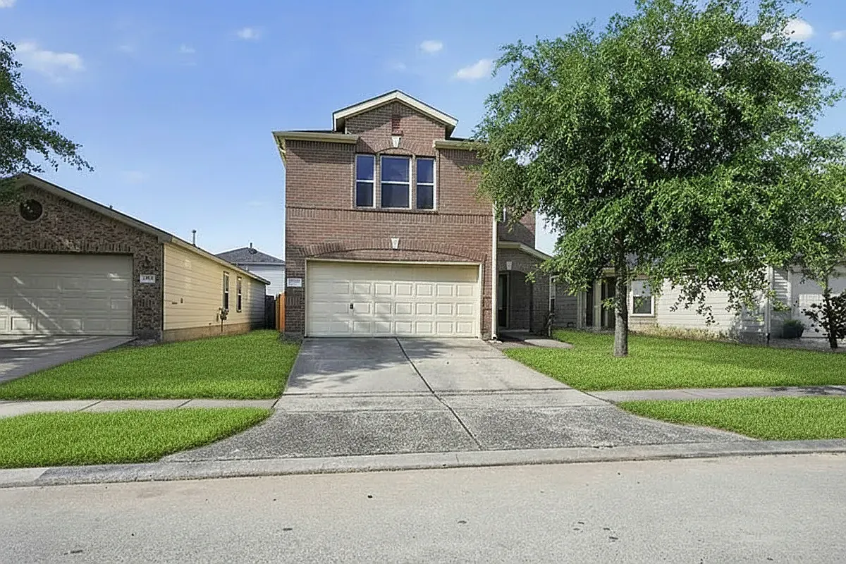 3 bed, 2.5 bath, 2096 sqft, $2,640 — Photo 3