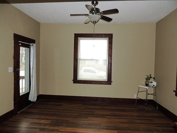 4th image of 717 Huntress St