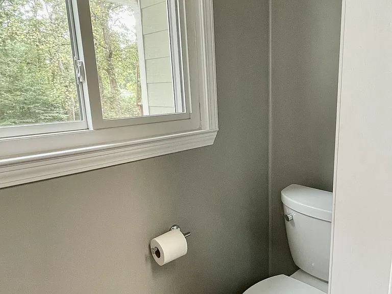1103 Palafox Dr NE — Photo 30