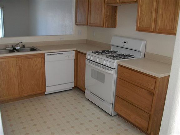 3rd image of 4430 E Van Buren Ave APT 103