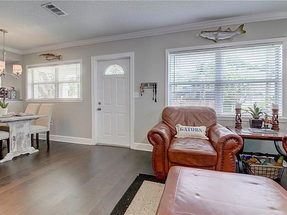 5th image of 3308 W Fielder St