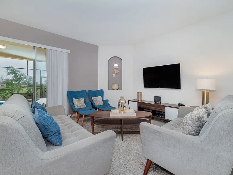 4690 Terrasonesta Dr — Photo 4