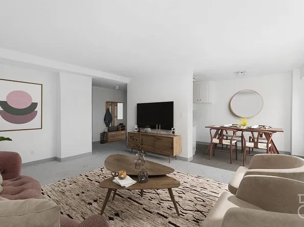 33-60 21st St #7D, Astoria, NY 11106