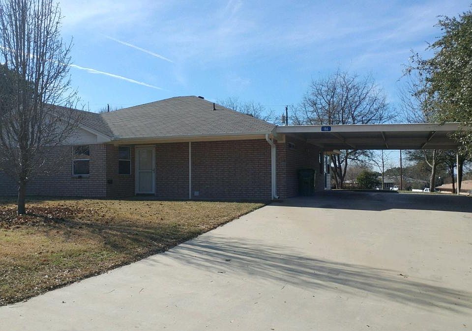 Home is located in a quite country subdivision, just minutes