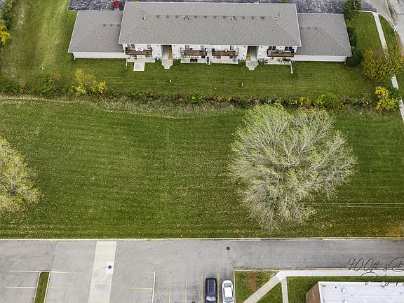 4th image of 600 Central Parkway Rd