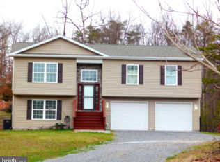 Ashton Cir, Berkeley Springs, WV 25411
