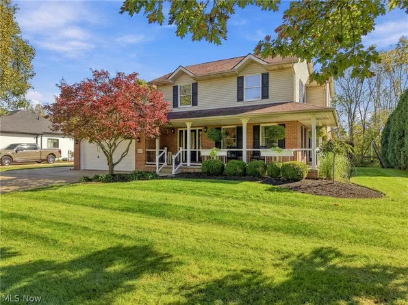 1064 Danielle Ave, Louisville, OH 44641