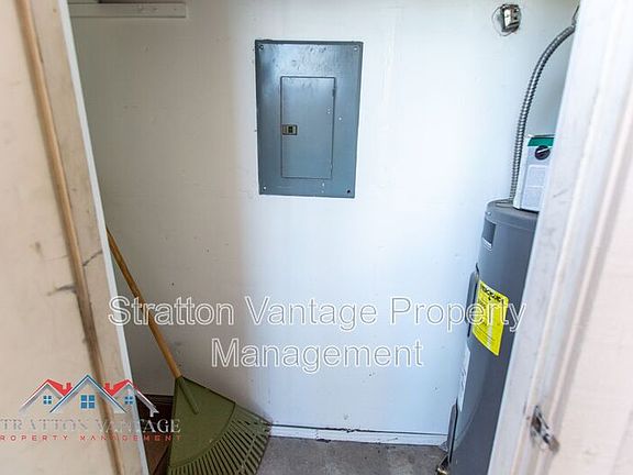 3rd image of 921 W University Dr Unit 1245
