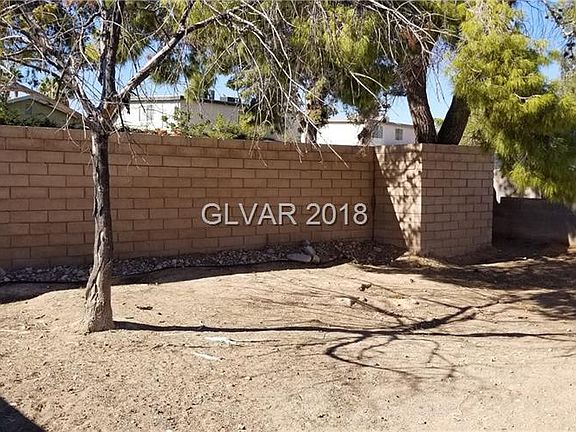 4th image of 4021 Foxgrove Dr