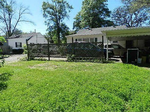 4th image of 408 N Henderson Blvd