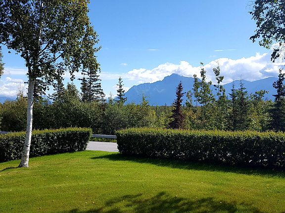 Pioneer Peak (summer)