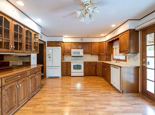 1524 N 21st St, Bismarck, ND 58501