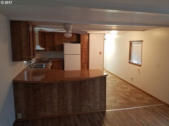 3rd image of 15509 SE Mill Plain Blvd Unit 17
