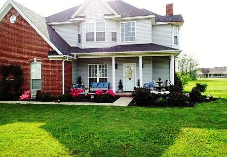 Beautiful Home in the country!