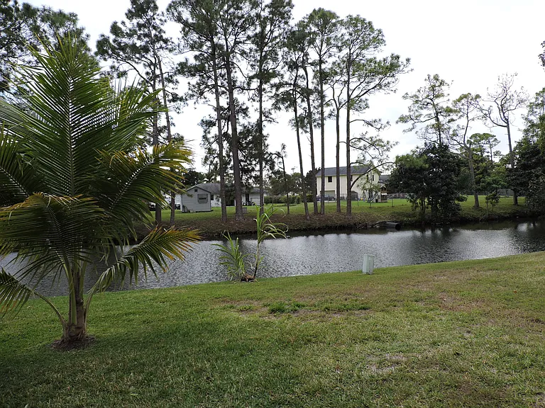 166 Sparrow Dr #2B — Photo 13