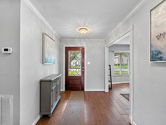 5th image of 4922 Braesvalley Dr